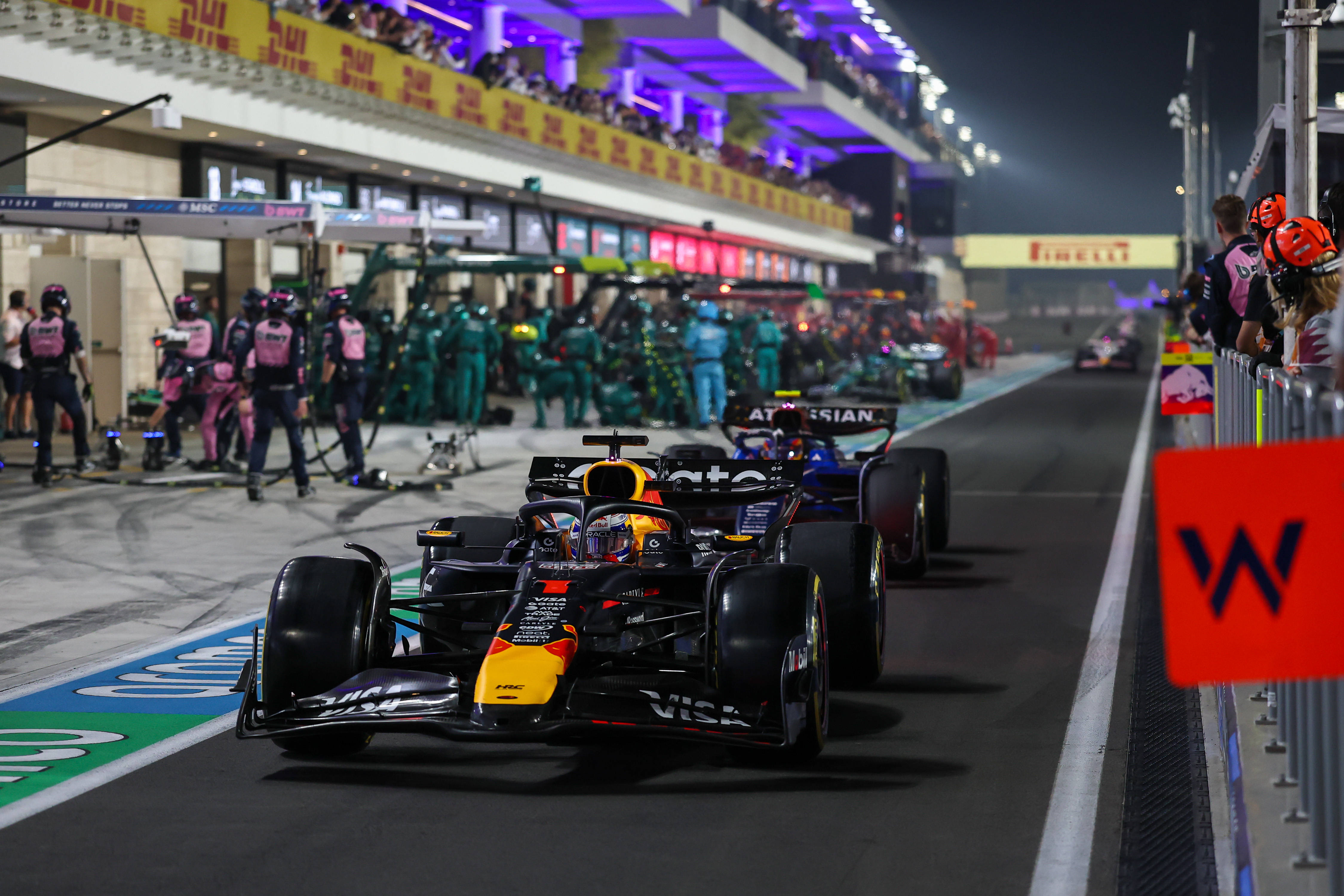 （体育）赛车——F1卡塔尔大奖赛：维斯塔潘夺冠